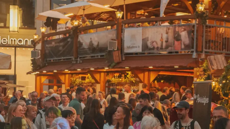 39. Chemnitzer Weinfest: Neue Lounge bis 16. August