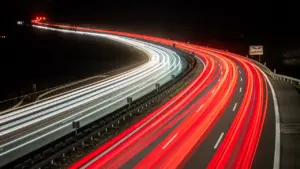 Autobahnen am Samstag: Verkehrslage vor der Abfahrt prüfen