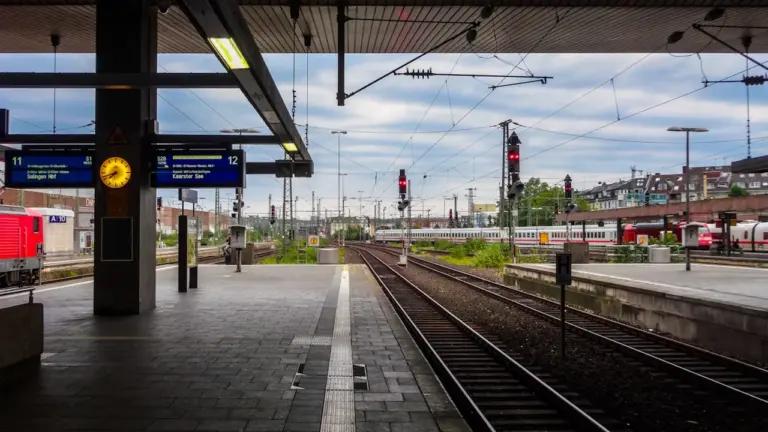 Bahnverkehr am 14. August: Verbindung vor Abfahrt prüfen