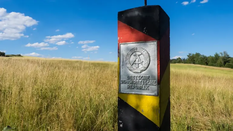 Berlin, 31. August 1990: Der Vertrag zur deutschen Einheit