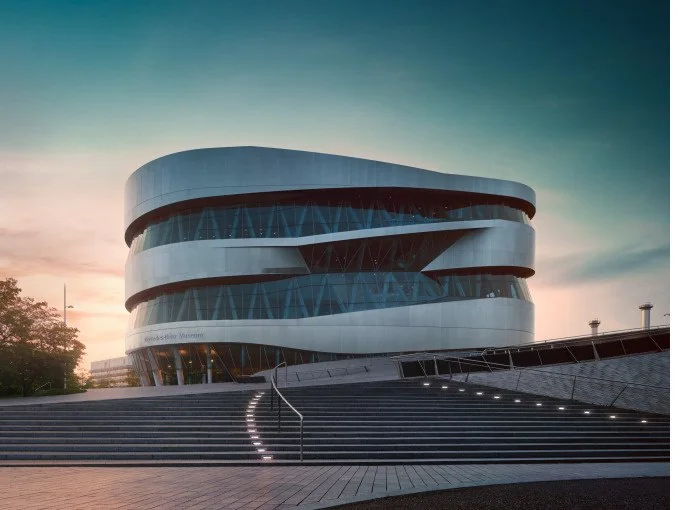 Tagesticket Mercedes-Benz Museum Stuttgart: 135 Jahre Autogeschichte