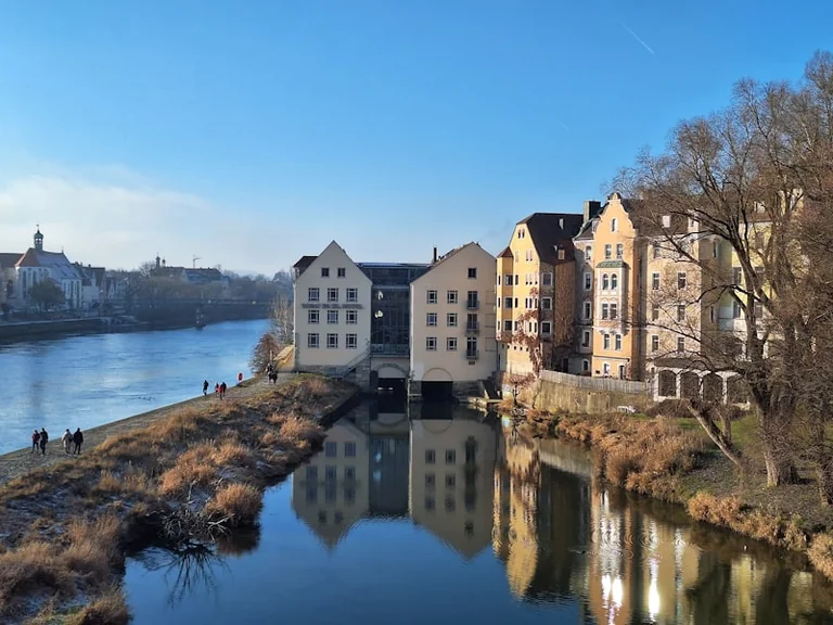 „Über 7 Brücken“ in Regensburg: Tour am 23. August