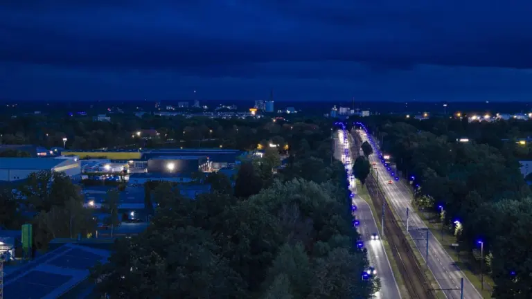 Gelsenkirchens blaue Lichtachse erreicht ihr Ziel
