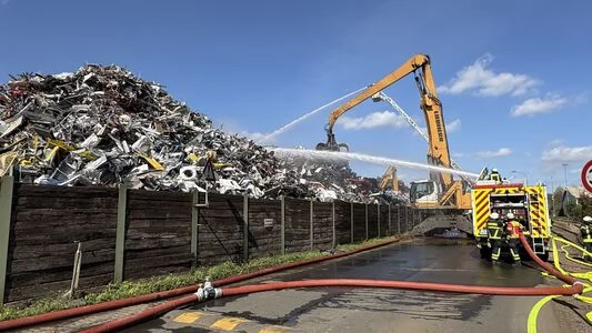 Schrottbrand in Trier: Warum keine Warnung nötig war