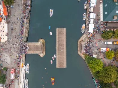 Warnemünde öffnet die Brücke: Das bietet das Fest