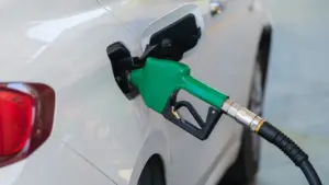 Benzin und Diesel vergleichen: So lohnt sich die Tankstelle vor Ort